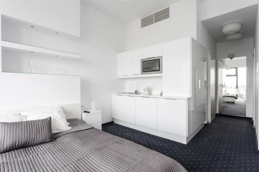 Platinum Sky Apartman Wrocław Szoba fotó